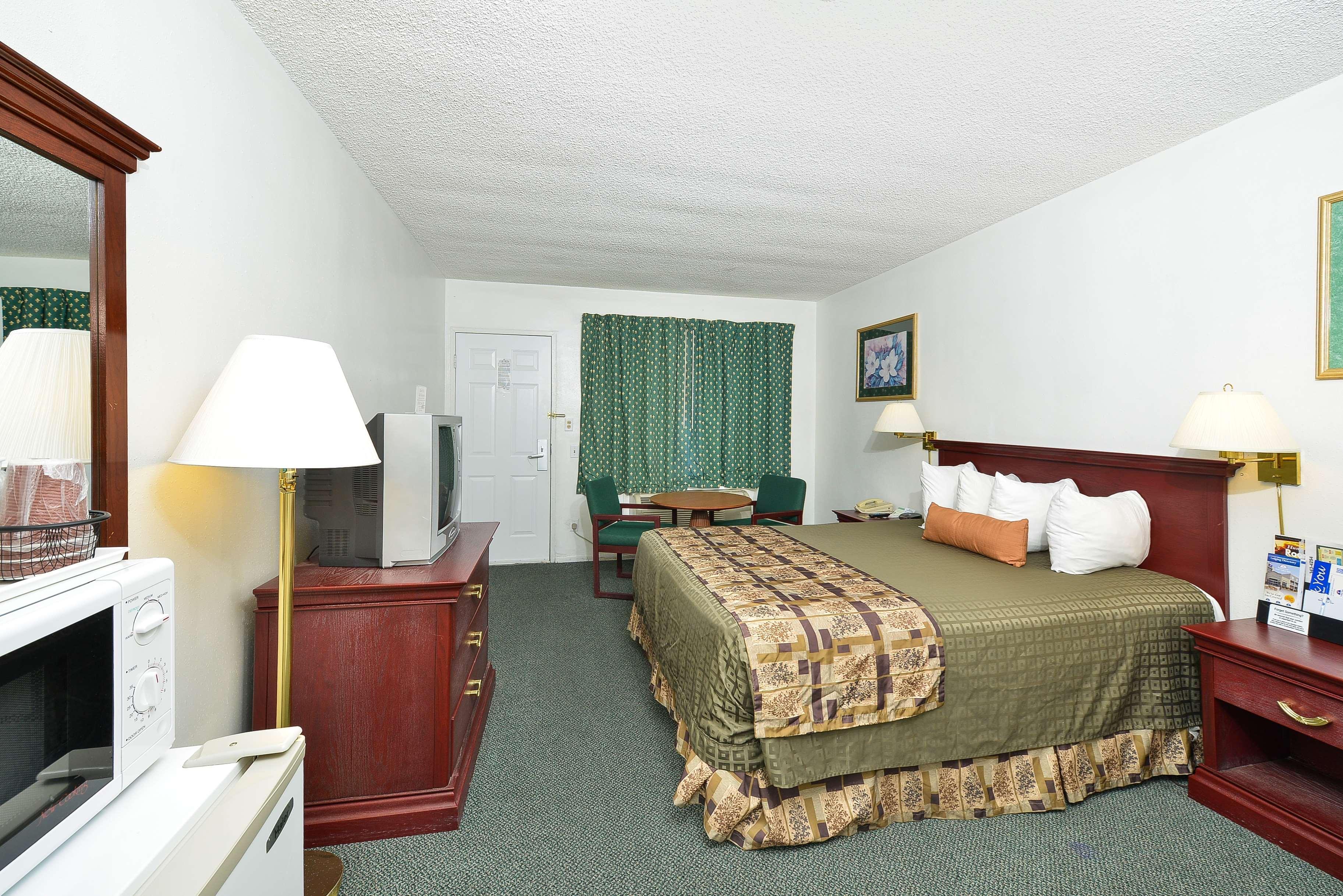 Americas Best Value Inn - Chico Zewnętrze zdjęcie