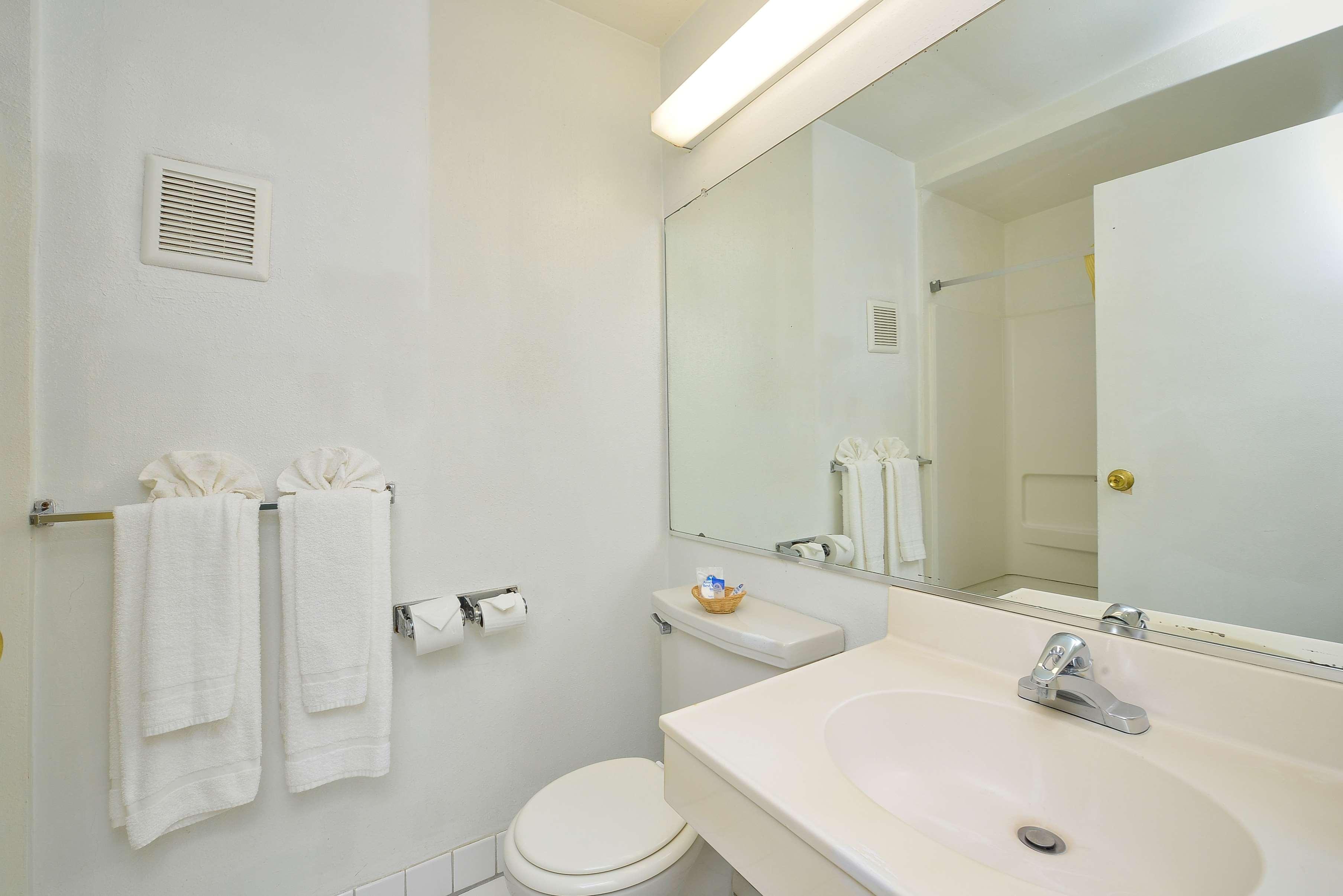 Americas Best Value Inn - Chico Zewnętrze zdjęcie