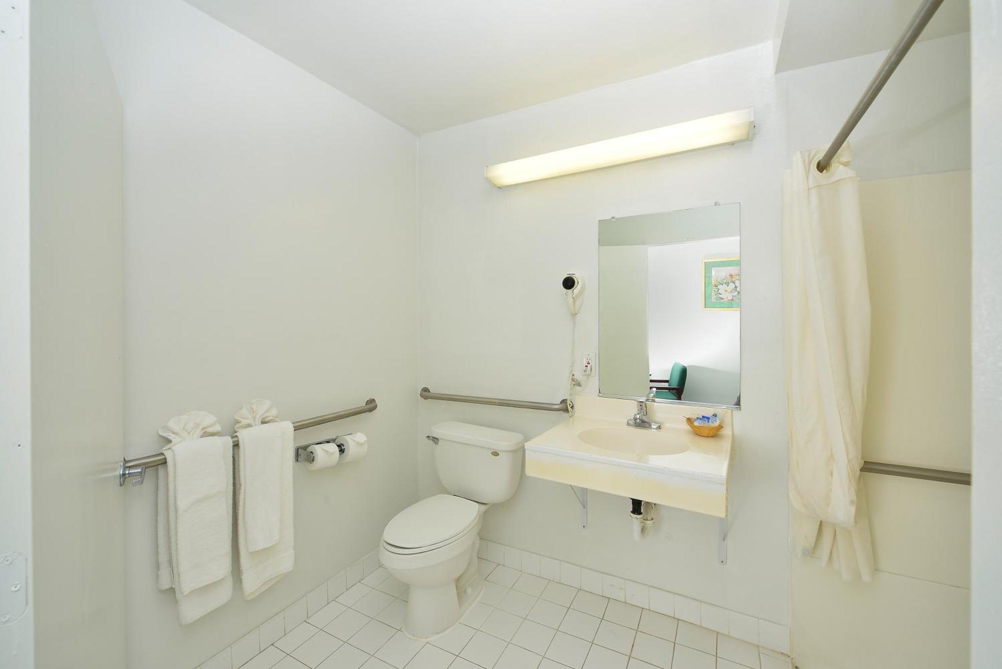 Americas Best Value Inn - Chico Zewnętrze zdjęcie