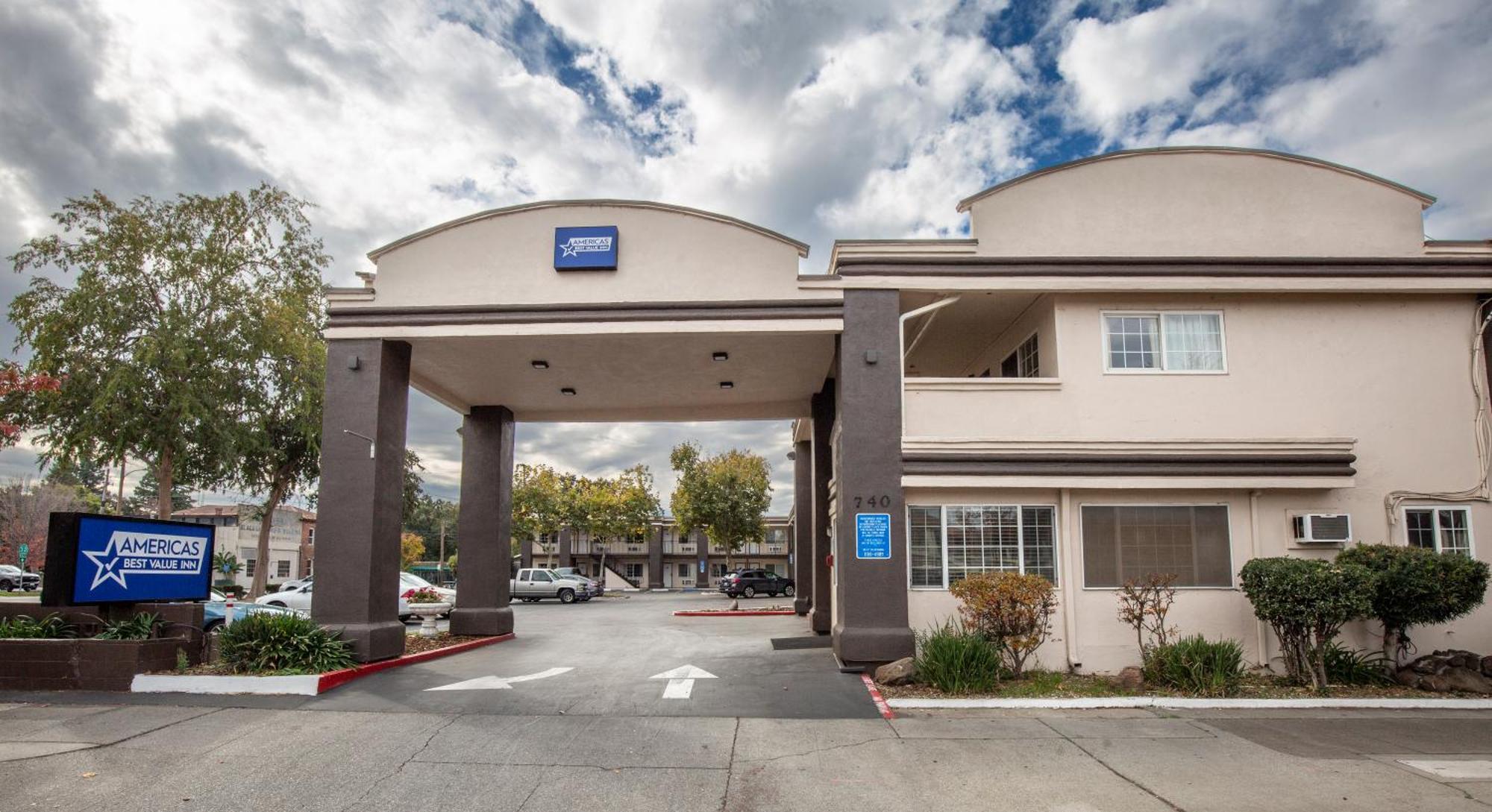 Americas Best Value Inn - Chico Zewnętrze zdjęcie