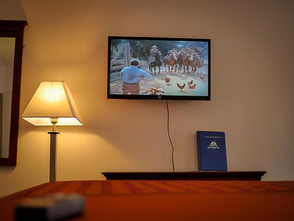 Americas Best Value Inn - Chico Zewnętrze zdjęcie